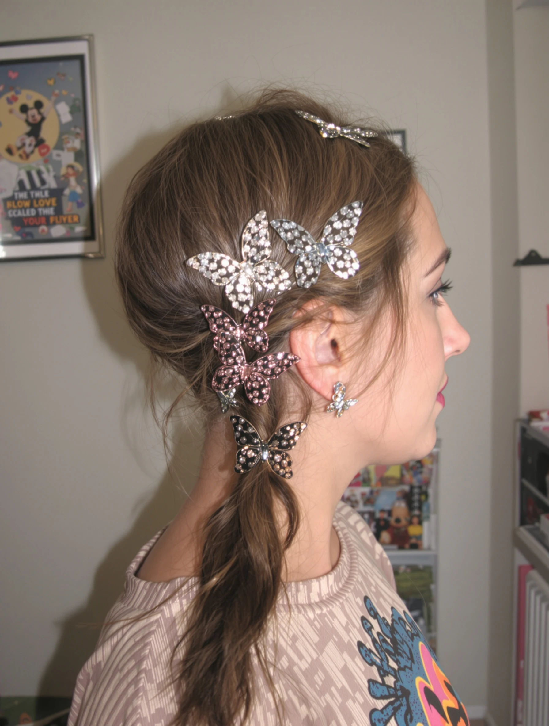 Woman with sparkly butterfly hair clips, Y2K hair accessories. Nostalgic beauty, 2000s styling, playful clips, millennium hair.